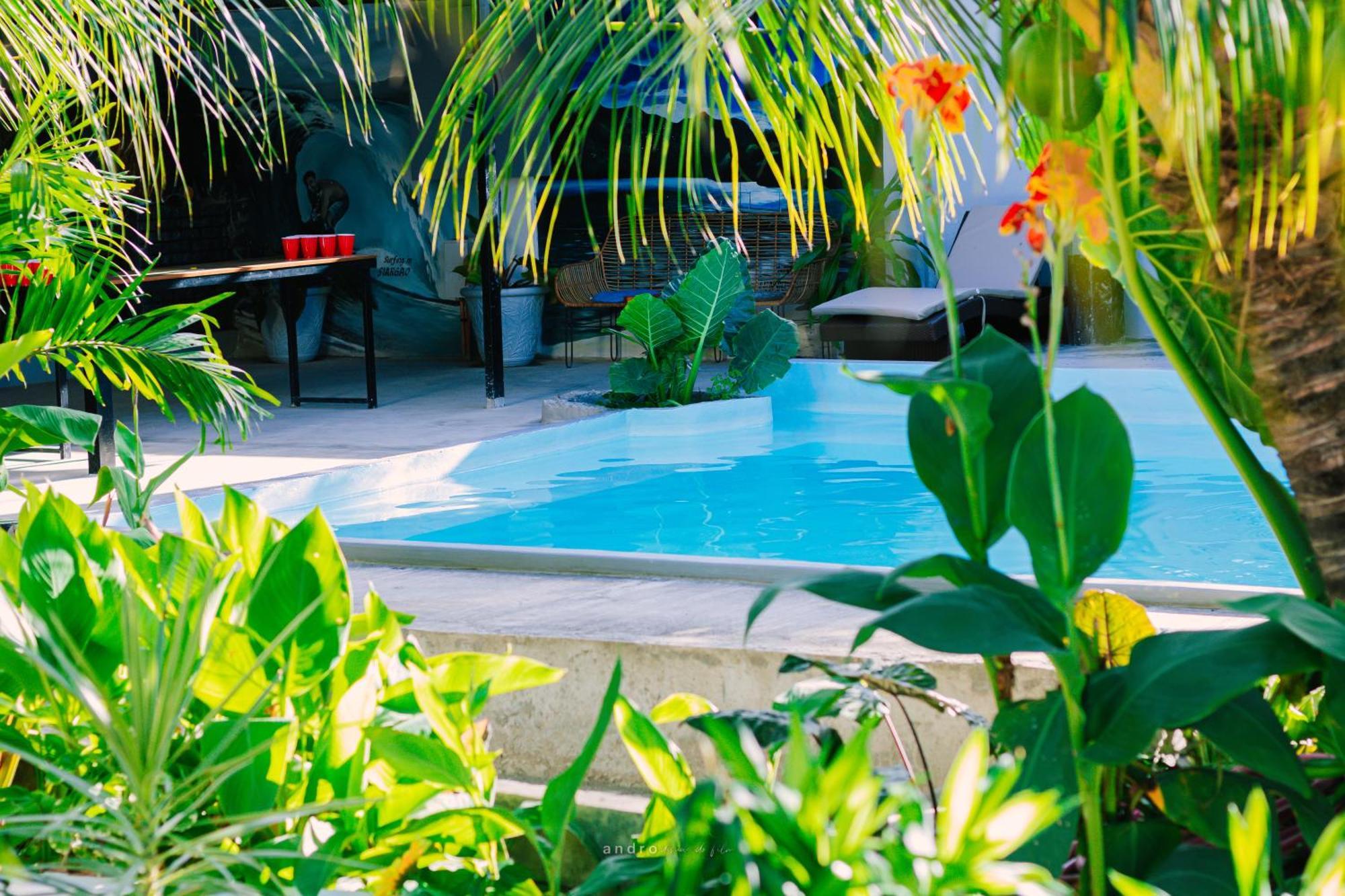 Ananas Guesthouse Moalboal Esterno foto